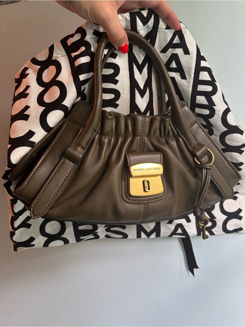 The Cristina Small Satchel in Beech - Marc Jacobs